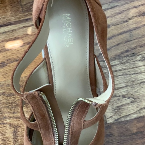 Michael Kors Espadrille sandals. - Picture 5 of 8